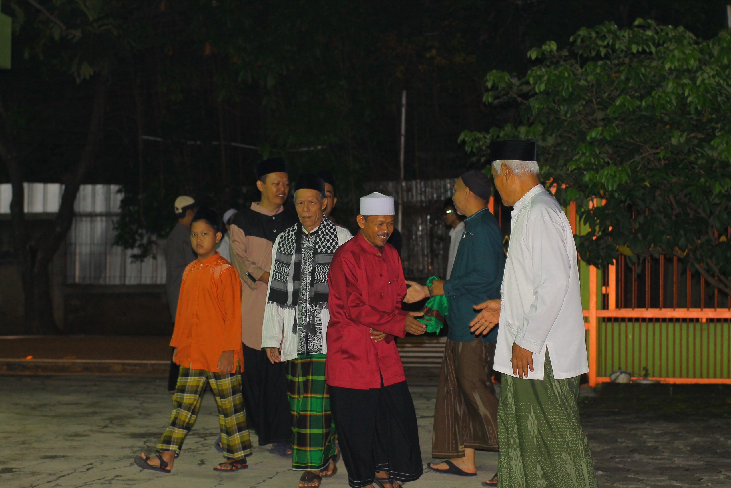 MA Citra Cendekia Menjadi Tuan Rumah Pembuka Pengajian Subuh Rutin RW 02 Cipedak Tahun 2025